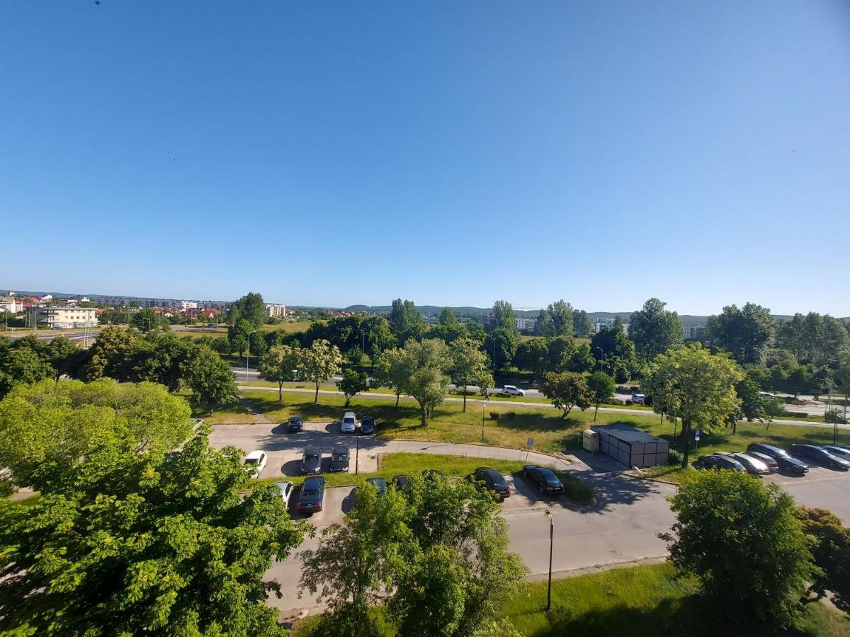 Wygodny Przestronny Apartament Janowskie Blonia Rumia Exteriér fotografie