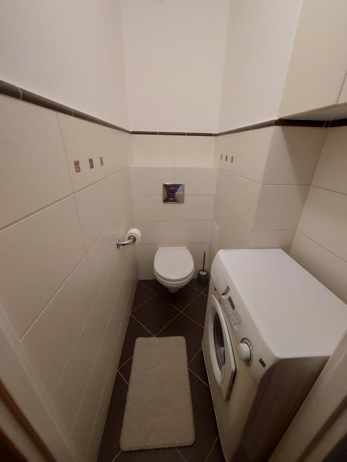 Wygodny Przestronny Apartament Janowskie Blonia Rumia Exteriér fotografie